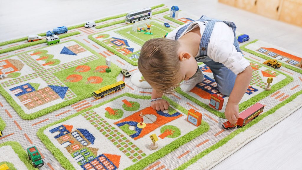 Traffic Green Play Carpet Small - Ygrowup Toys